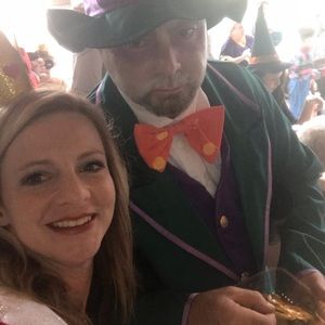 Meet your Posher, Wendy